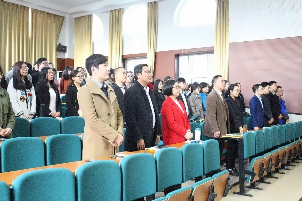 中方员工大会.jpg