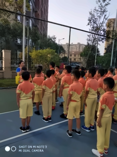 句容碧桂园学校养成习惯教育.jpg