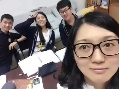 诺科学校教务主任朱美华老师