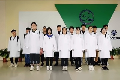 湖州帕丁顿双语学校国际部学生纪念照