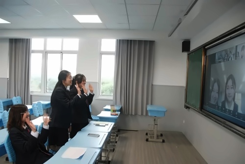 张家港梁丰高级中学国际学院线上交流活动