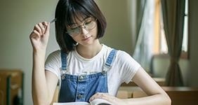 课堂上师生互动