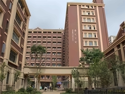 昆明金岸中学环境