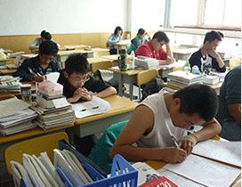 青岛金榜学校