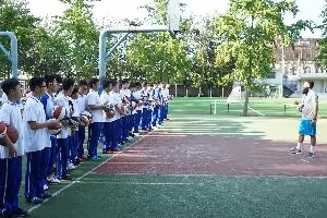 北京市朝阳区新亚学校体育场