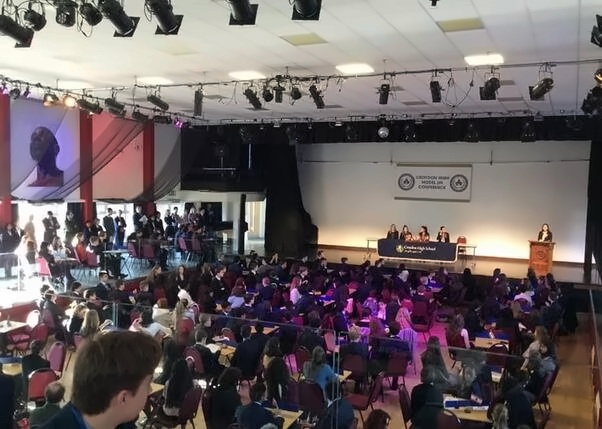模拟联合国大会在克罗伊登中学举办.jpg