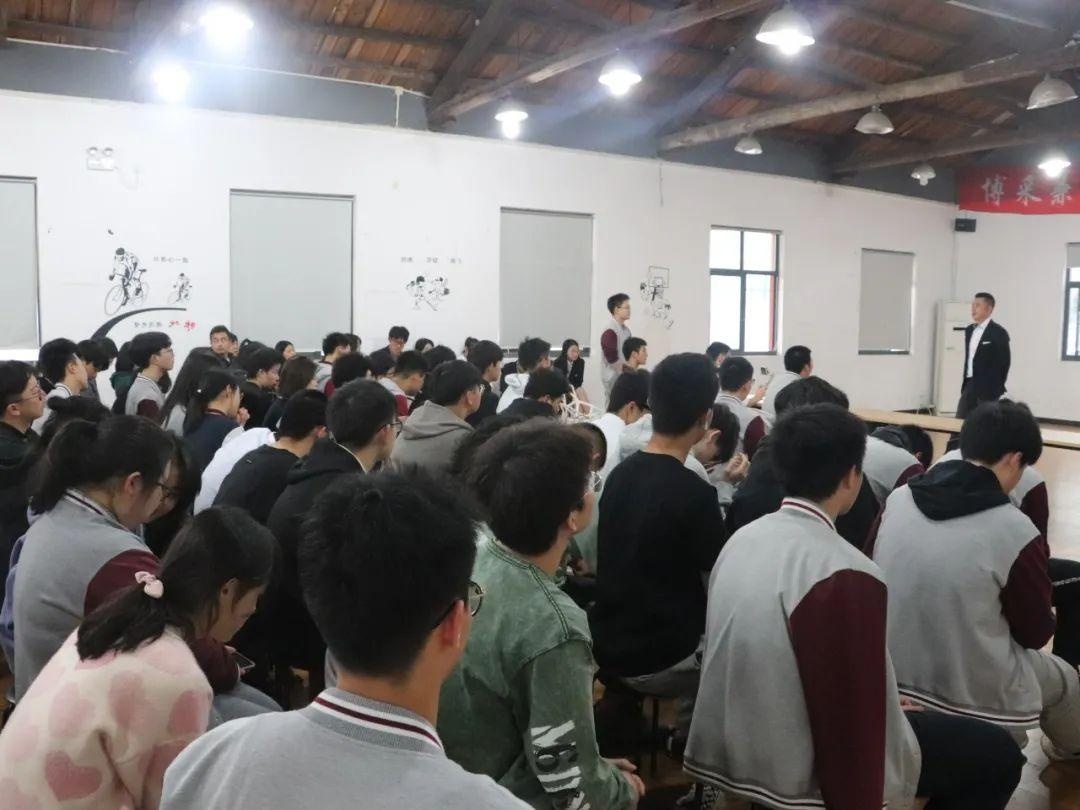 光华美高邀请Chanel(中国)运营总经理进行互动交流.jpg
