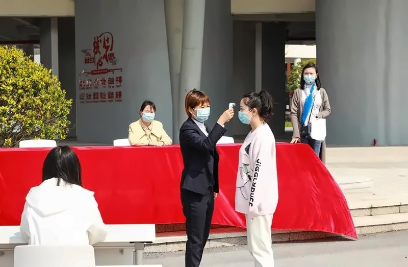 湖州帕丁顿双语学校举行“开学”预演4.jpg