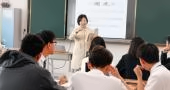 双语教学、小班授课