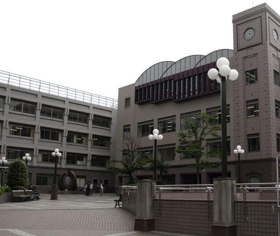立正大学
