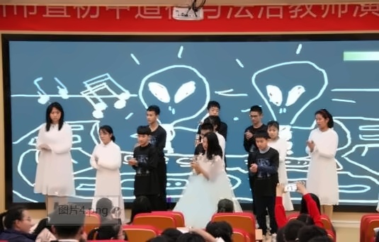 湖州帕丁顿双语学校初中部英文歌曲大赛