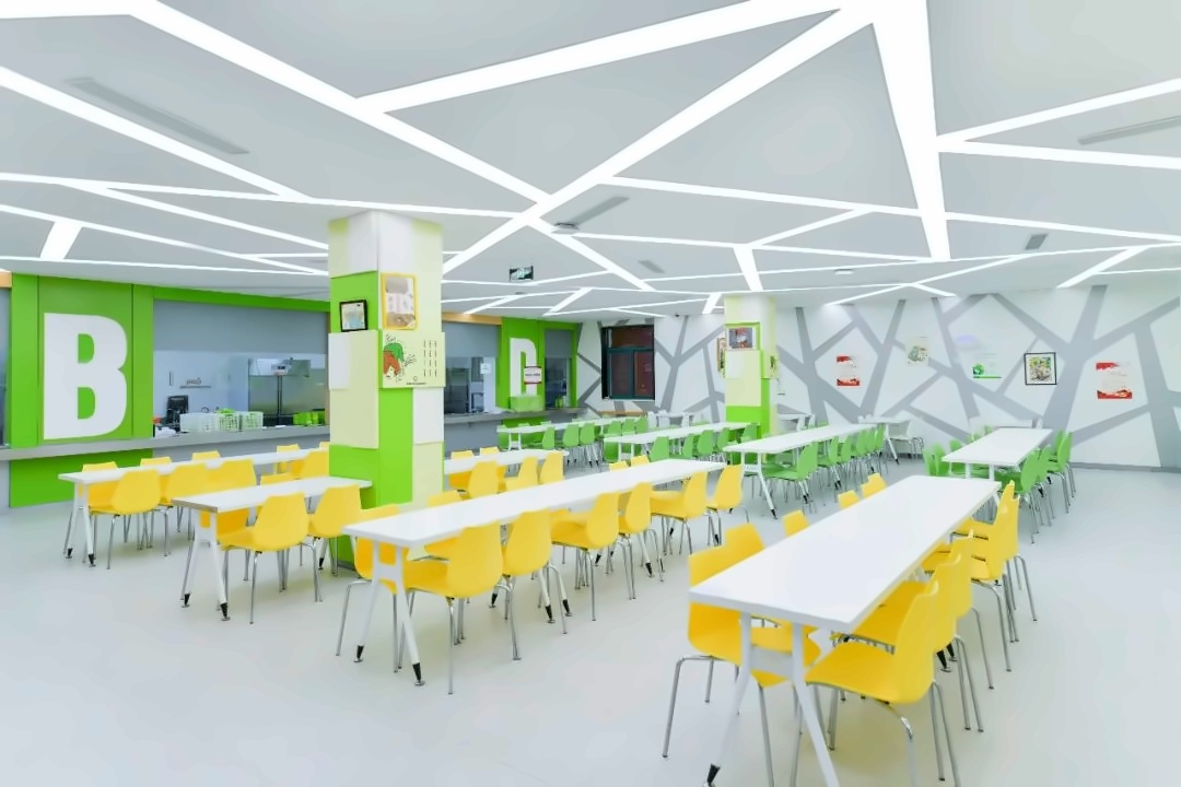 上海燎原双语学校食堂.jpg