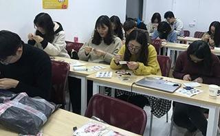 南京新世界教育