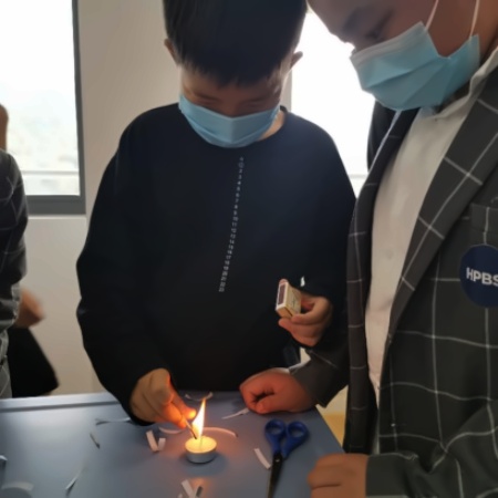 湖州帕丁顿初中科学课.jpg