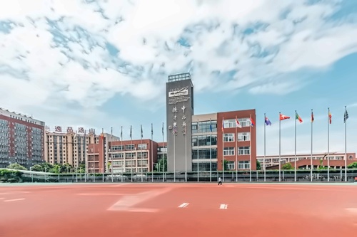 句容碧桂园学校校园环境