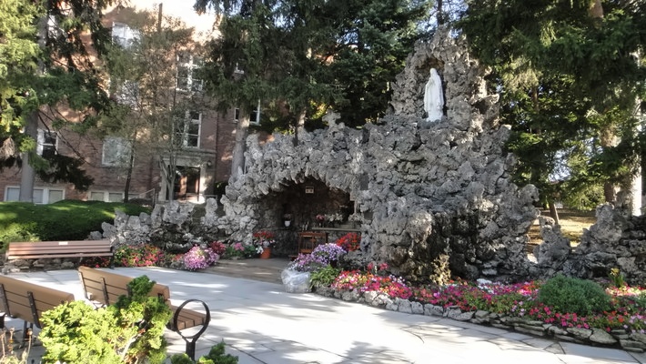 学校官方图片
