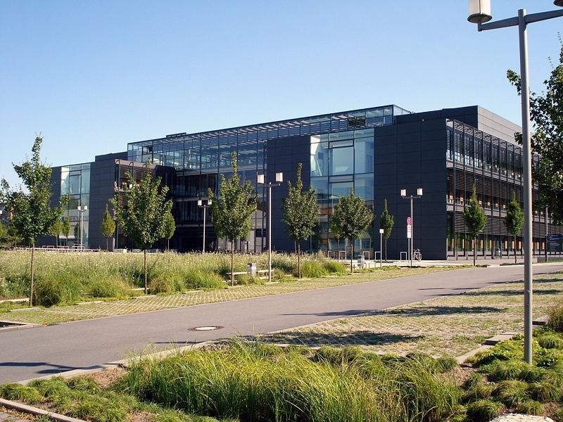 德累斯顿工业大学