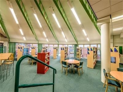 卡迪夫公学（义乌校区）