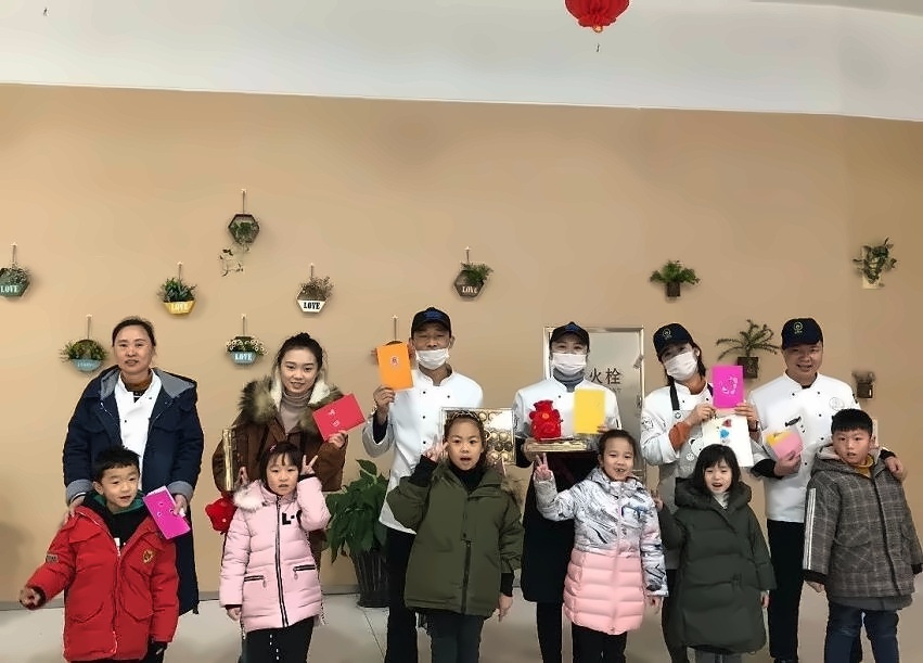 湖州帕丁顿双语学校2019迎新典礼.jpg