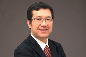 学术副总监Carson Zhou
