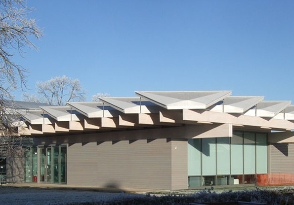 克兰菲尔德大学
