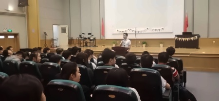校长致辞.jpg