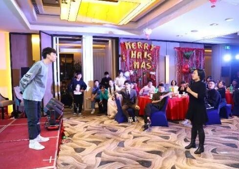 2019年光华美高双旦晚会猜词游戏环节