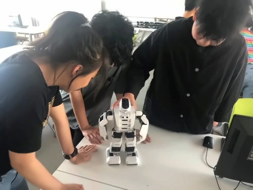 我们是一所注重跨学科学习的学校.jpg