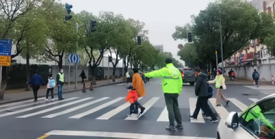 家长志愿者2.jpg