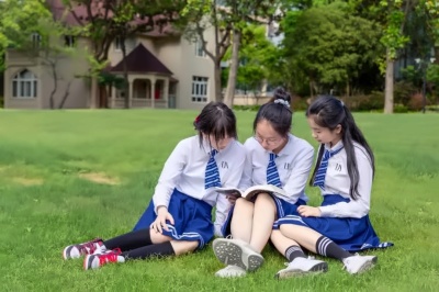 美华学校UIA学生.jpg