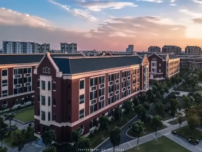 教学楼.jpg