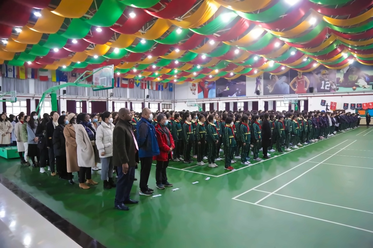 上海枫叶国际学校2020-2021学年下学期开学典礼.jpg