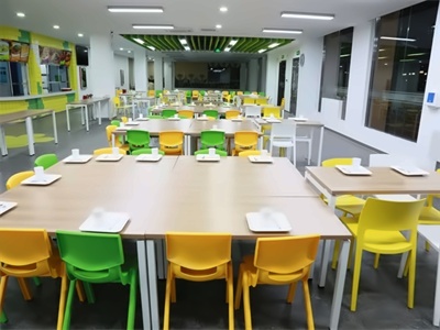 深圳道新学校餐厅1