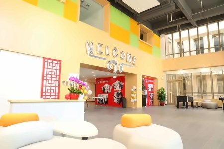 北京德闳学校