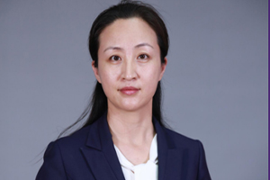 格兰德语文教师 谭岭棣