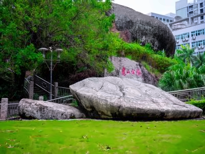 深圳市弘毅高级中学-智胤DSE校园环境