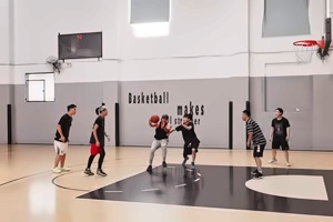 泛洋文华学校室内体育活动