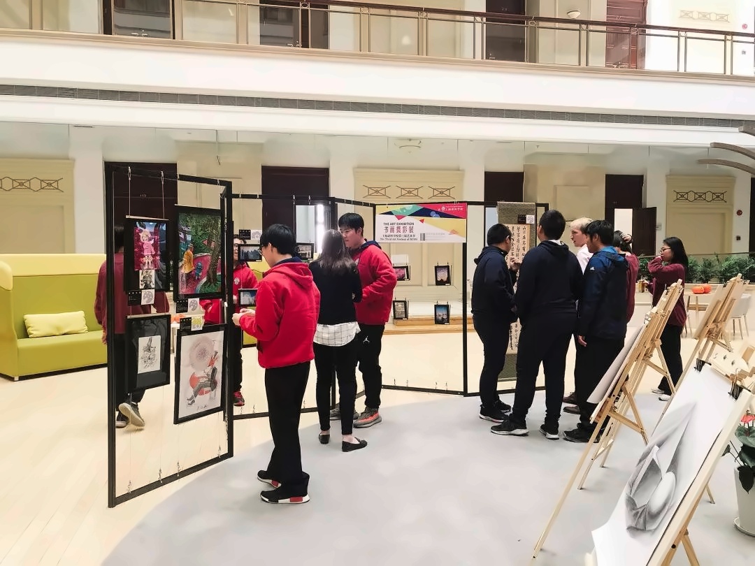 上海诺科学校顺利举办校园艺术节.jpg