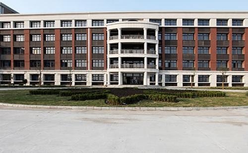 上海金山区枫叶学校