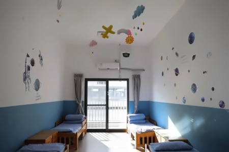 小学宿舍.jpg