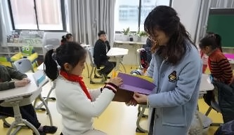 湖州帕丁顿双语学校3月8日感恩活动回顾