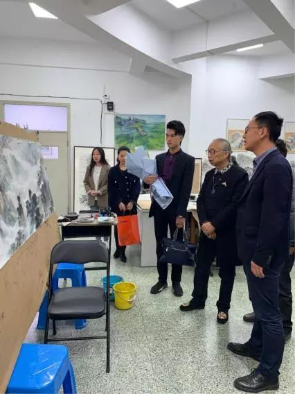 https://mmbiz.qpic.cn/mmbiz_jpg/EqOYveeLhzvJ2CCHiaT7R0V12mOLmqGAsAkXKwqule3gHFGhVYbZibZiczKW2u0dBuLgx1CIg6d80E9ddBzn9QGZA/640?wx_fmt=jpeg&tp=jpg&wxfrom=5&wx_lazy=1&wx_co=1