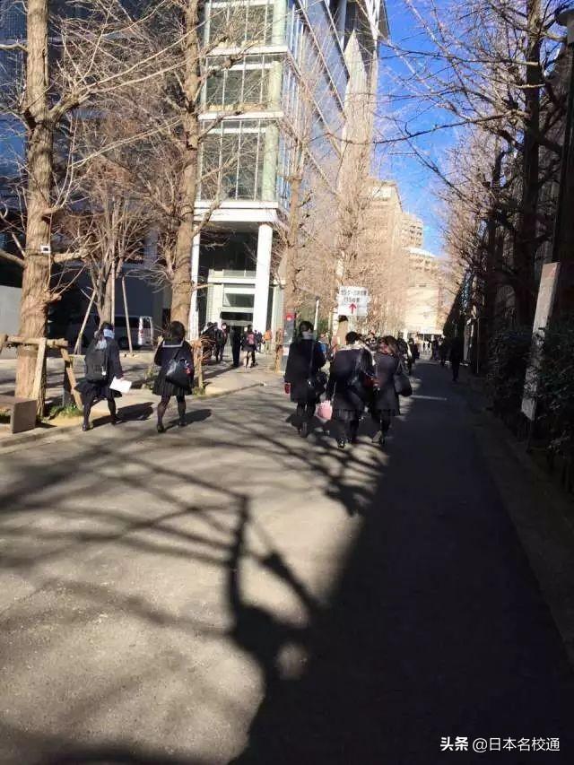 日本高中留学：恭喜濮同学被早稻田大学附属高中录取！撒花！