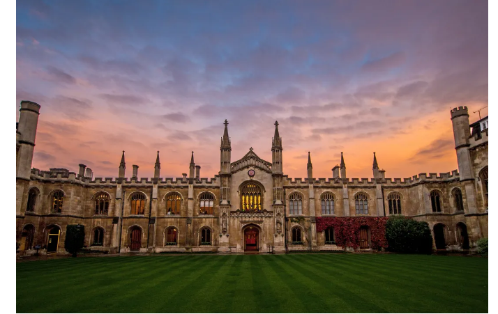 大连枫叶国际学校