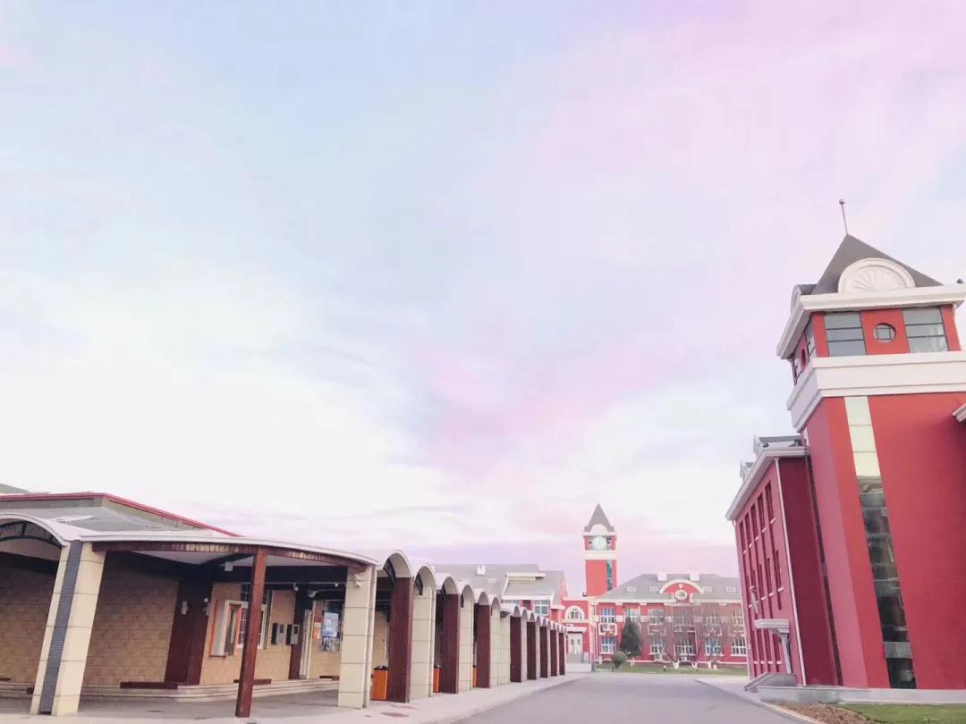 爱迪国际学校