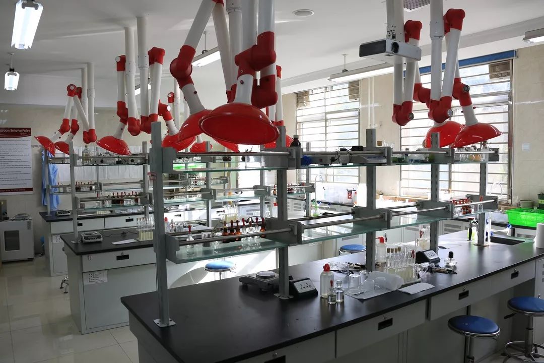 独家：北京爱迪学校带你走进A Level实验考试现场