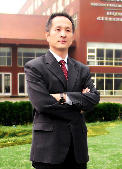 力迈中美国际学校校长是谁?<!-- <i class=