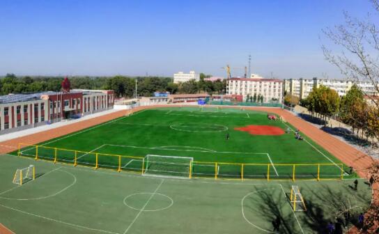 北京中加学校