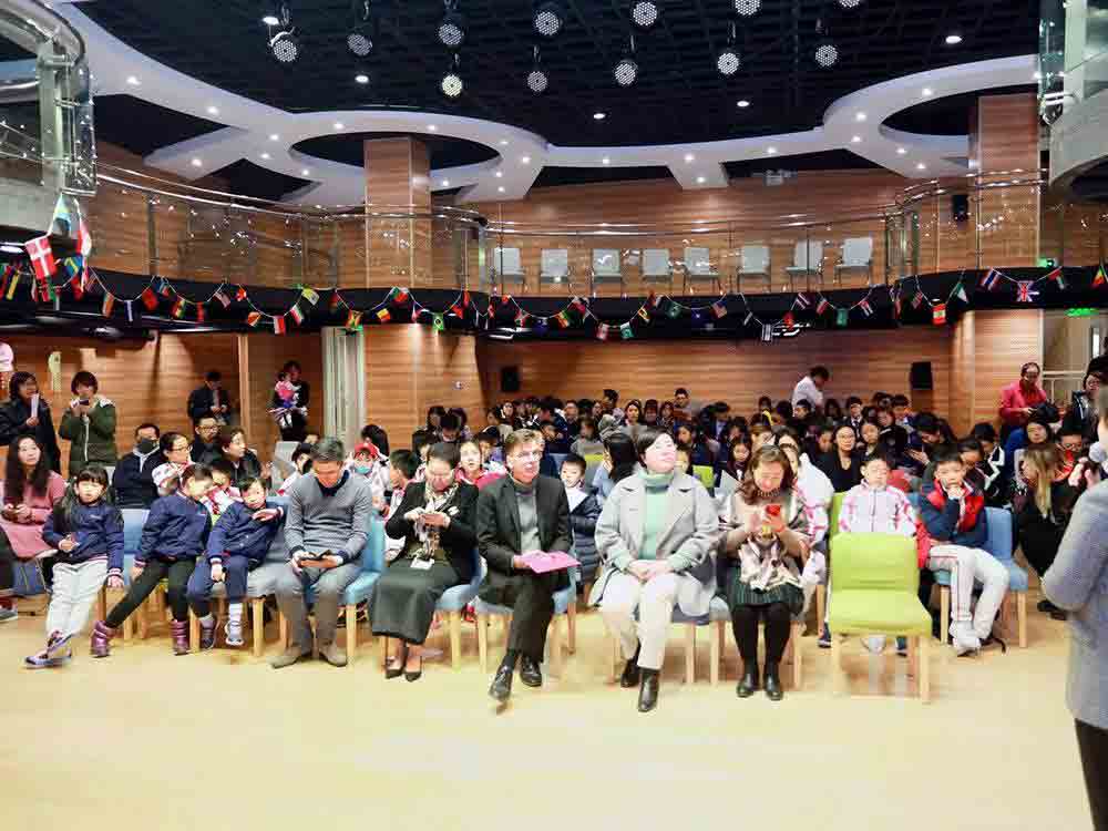北京明诚外国语学校黄石学院