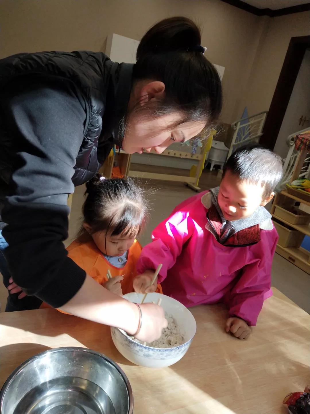 明诚外国语学校 爱在重阳